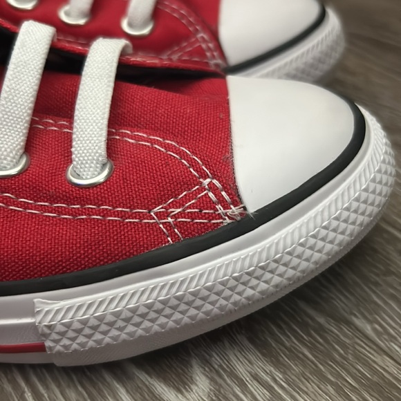 Converse Chuck Taylor All Star HiTop Red Jr Size 4 617662F. Like New no tag. - Picture 6 of 7